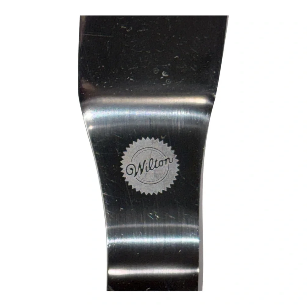 Wilton 13 Inch Offset Spatula Cake Icing Spreader Black Handle Stainless Steel